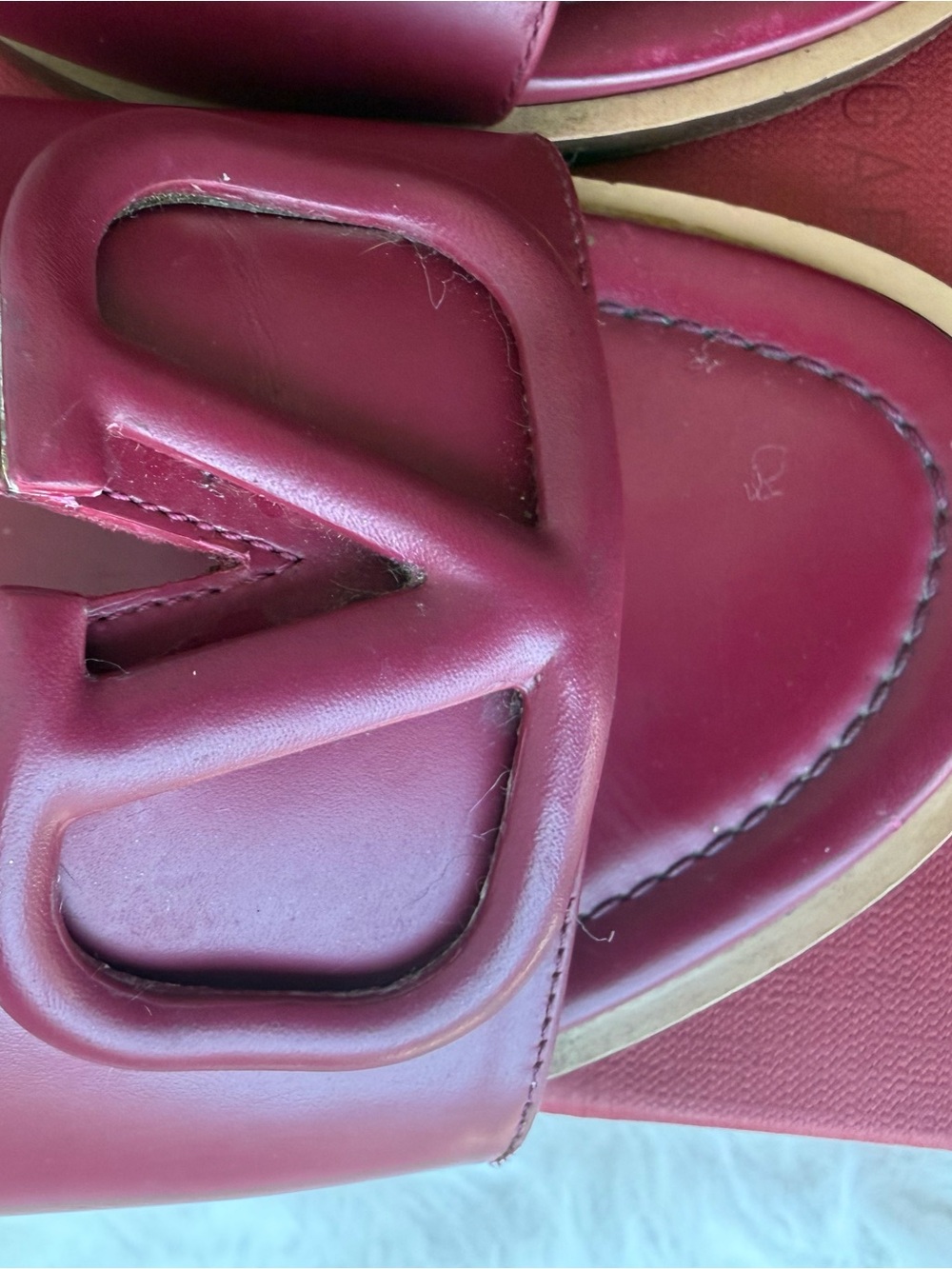 Authentic Valentino Garavani Burgundy Leather V-Logo Slide Mules - Picture 5 of 15